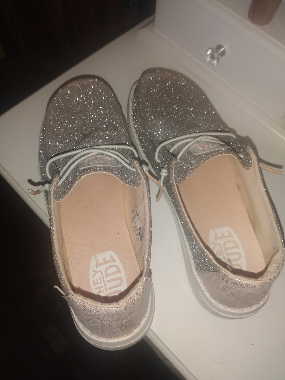 Women's Size 8 Hey Dudes